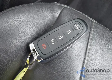 2013 Ford Escape Titanium из США, поврежденный, VIN 1FMCU9J95DUB94585